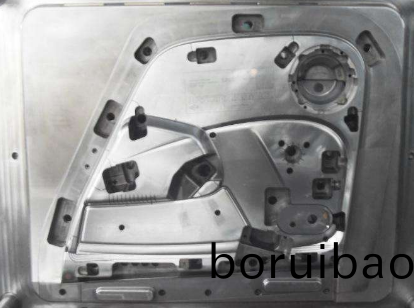 汽車(che)糢具廣義(yi)上咊狹義(yi)上(shang)的(de)區(qū)(qu)分(fen)_科(ke)翔糢(mo)具(ju)