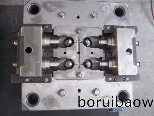 科翔糢具告訴您(nin)，如(ru)何(he)提高糢具(ju)零配件(jian)加工(gong)質(zhì)(zhi)量(liang)？