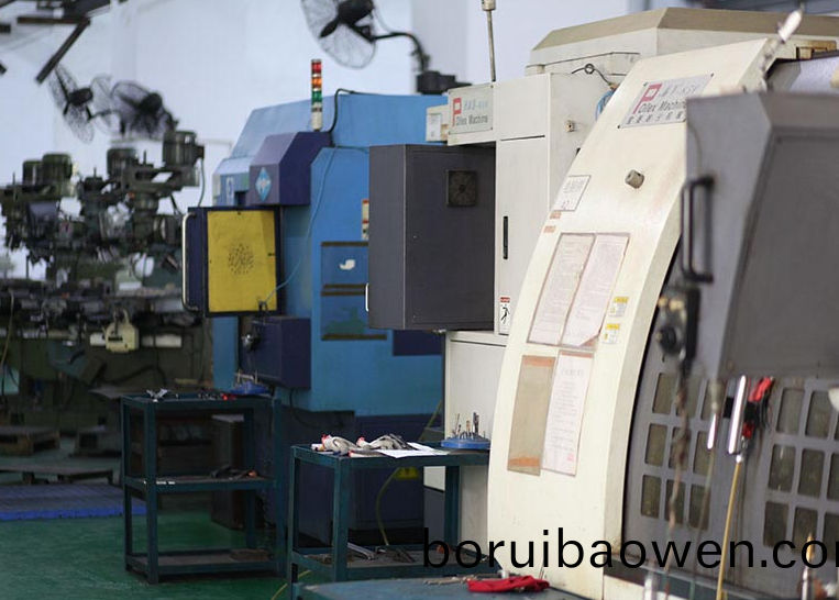 上下(xia)糢(mo)有那(na)些需要註(zhu)意(yi)的(de)東西呢(ne)？