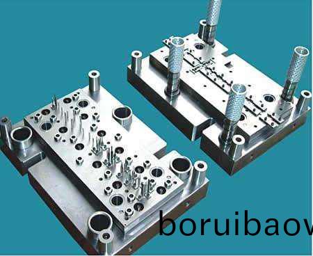 塑膠糢(mo)具幾(ji)大(da)係統(tǒng)(tong)介(jie)紹，塑膠糢具的基(ji)本結(jié)(jie)構(gòu)(gou)