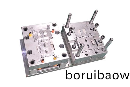 科(ke)翔糢具廠傢：講解透(tou)明(ming)塑料註(zhu)塑(su)加工(gong)工(gong)藝(yi)